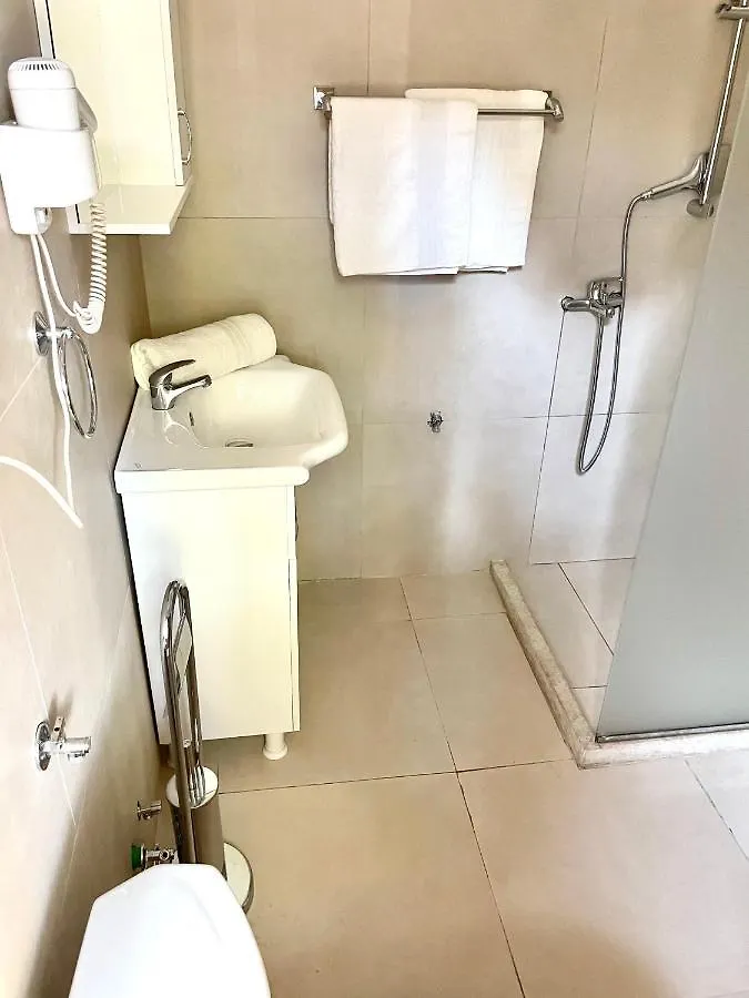 Algo Hotel Tirana 3*,  Albánia